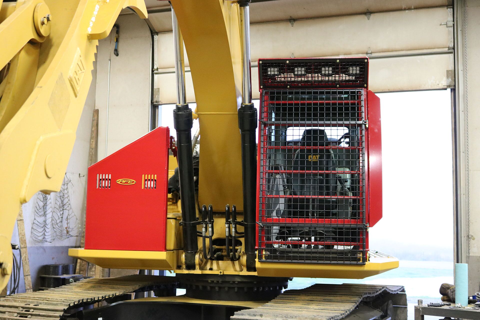 CAT 323FL Bolt on Excavator Guard