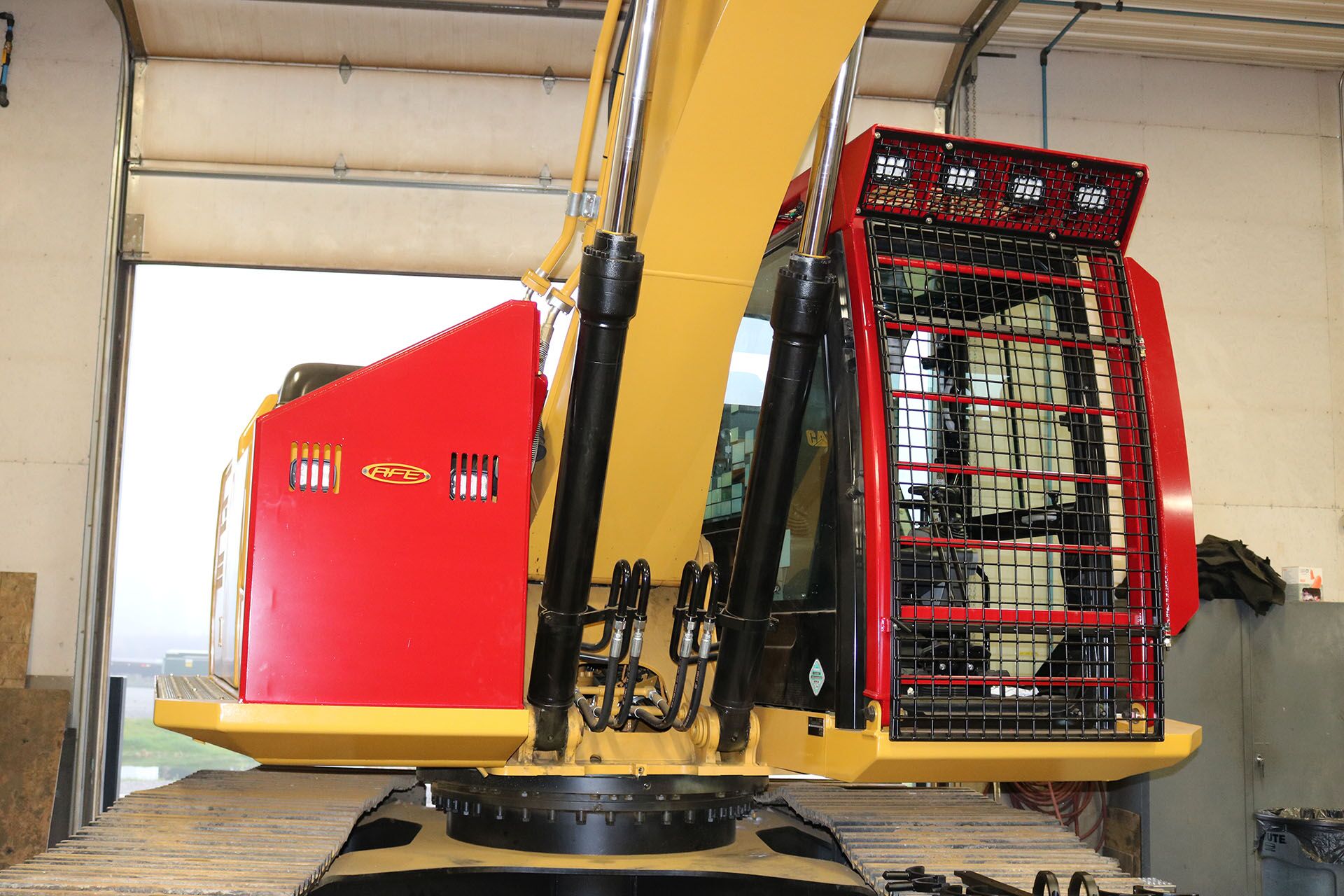 CAT 323FL Bolt on Excavator Guard