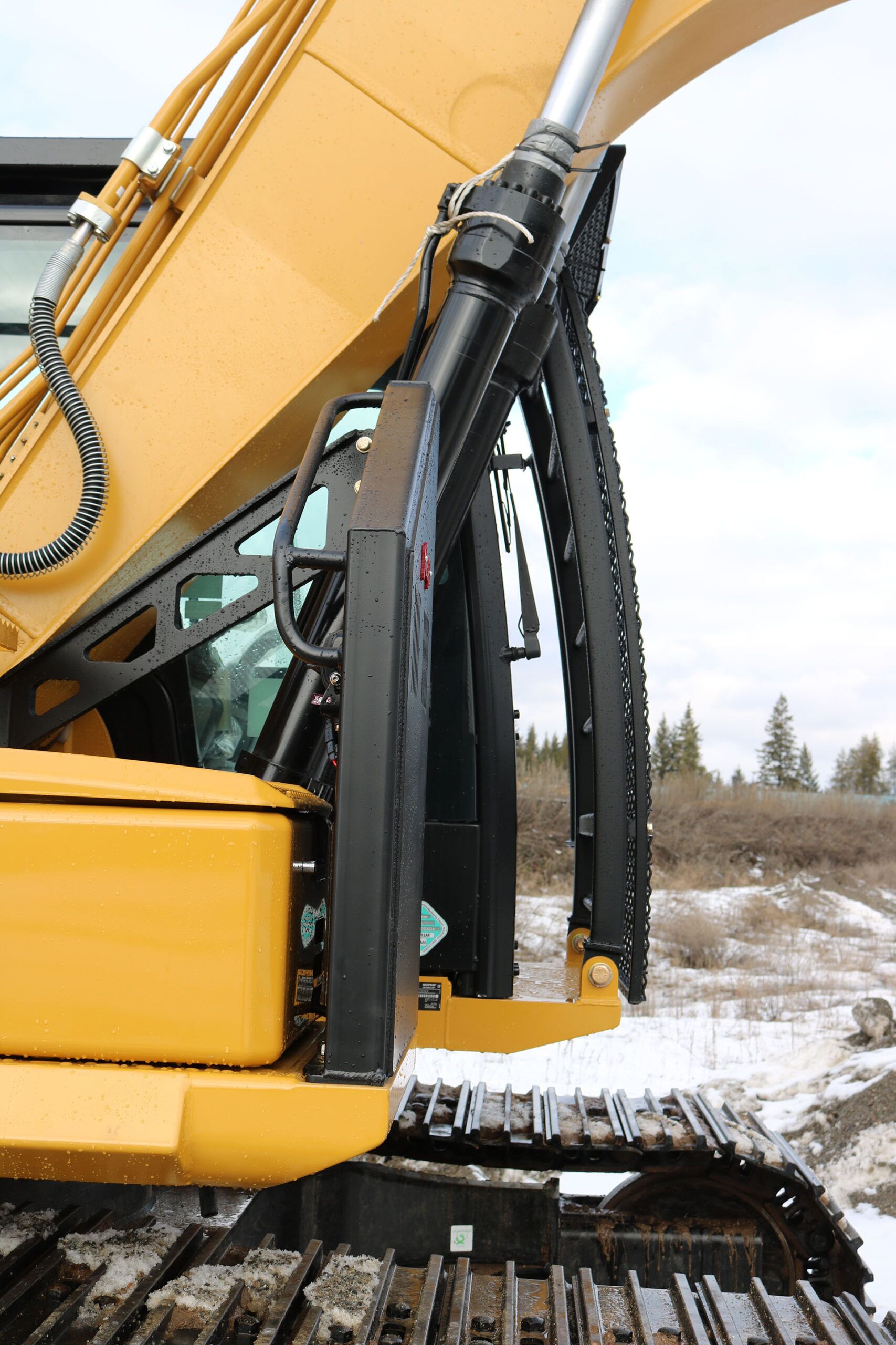 CAT 318FL Bolt on Excavator Guard