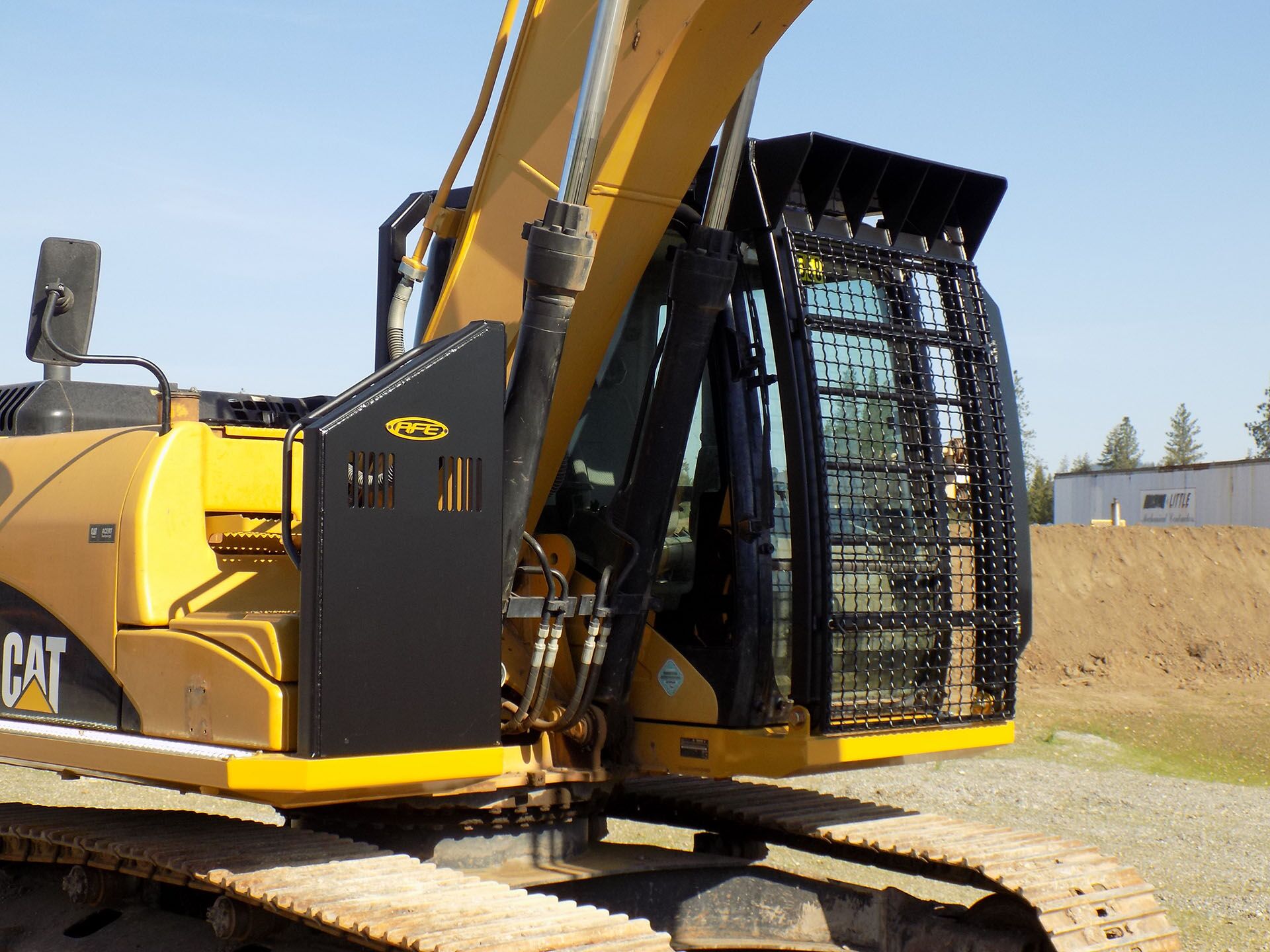 CAT 323F Bolt on Excavator Guard