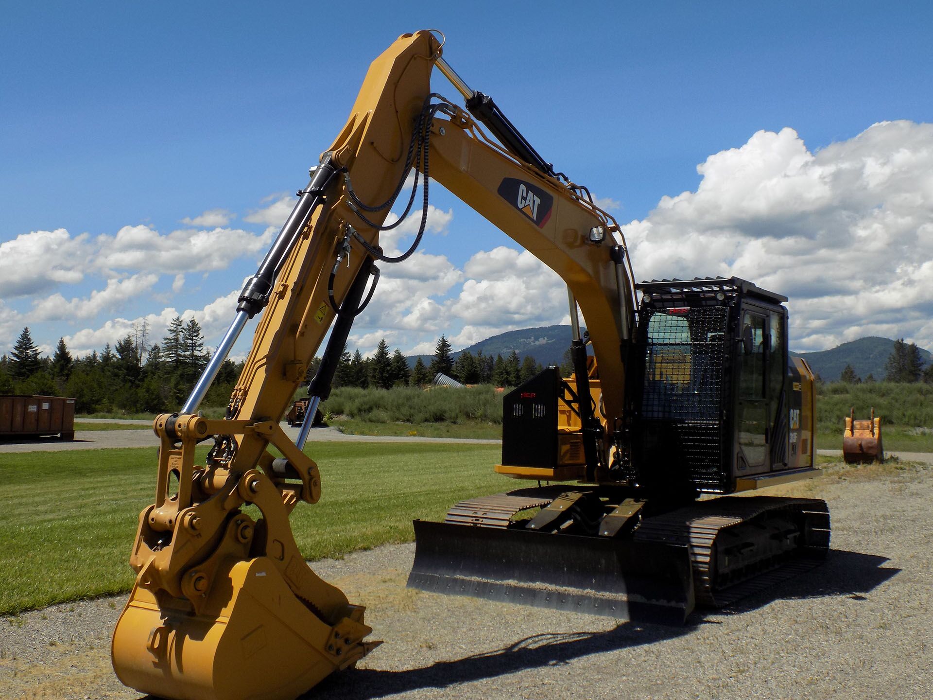 CAT 313F Bolt On Excavator Guard