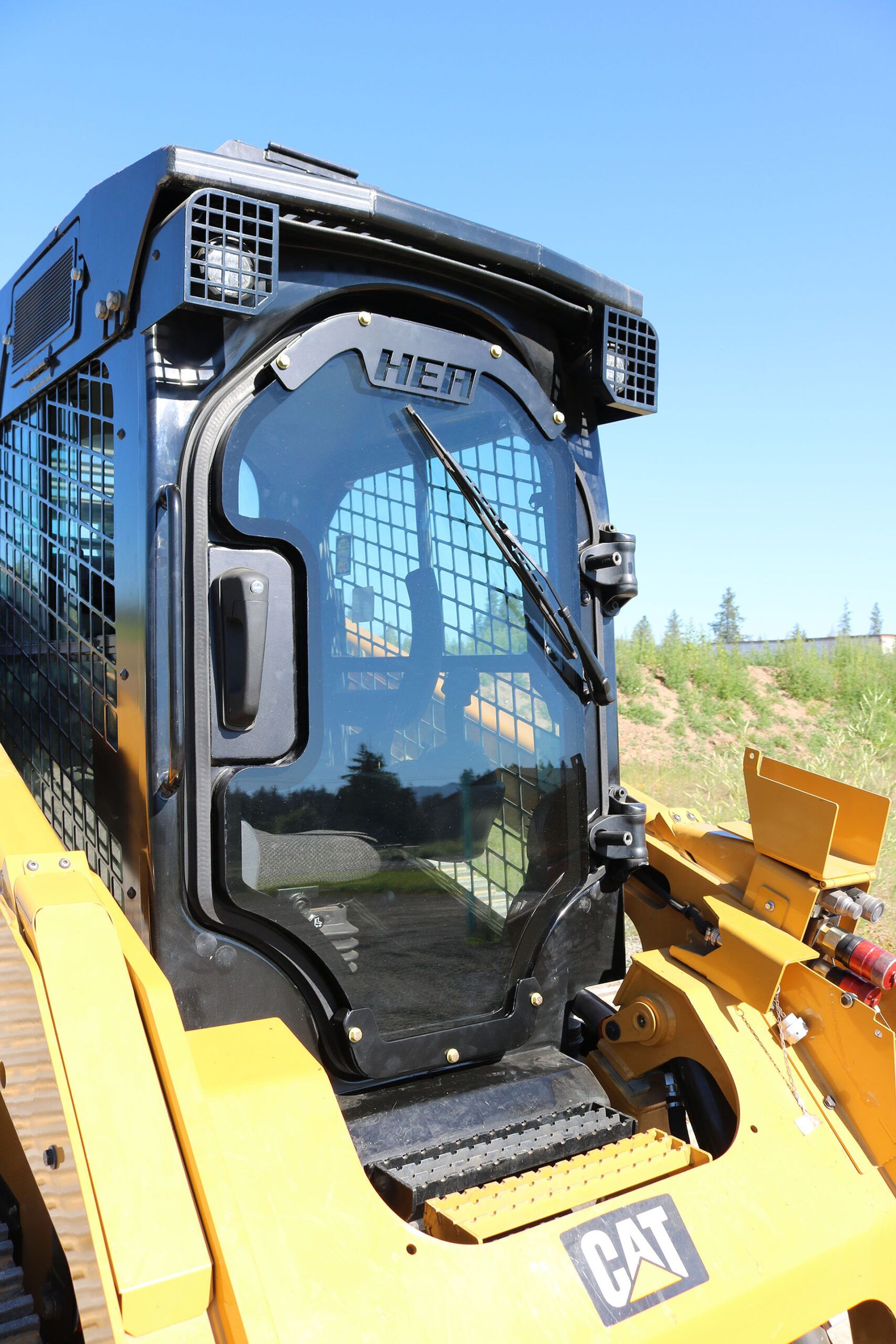 CAT 299D2 XHP Ballistic Door