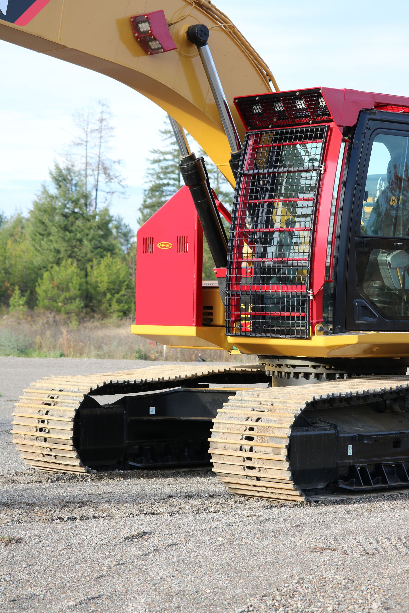 CAT 323FL Bolt on Excavator Guard