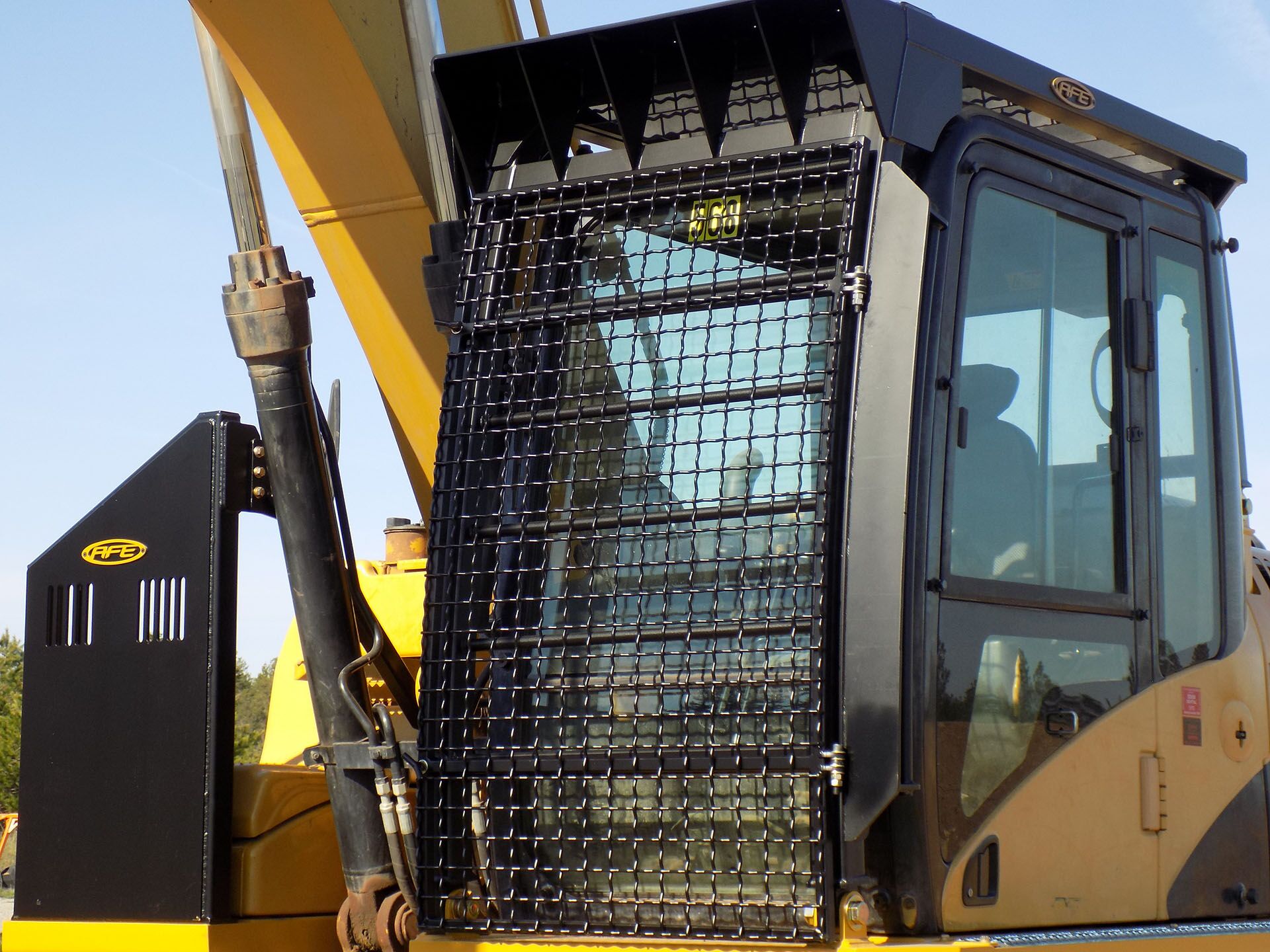 CAT 323F Bolt on Excavator Guard