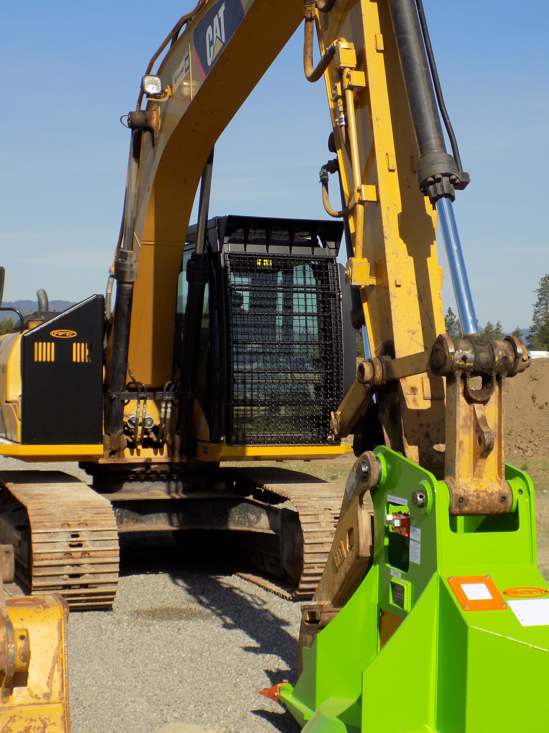 CAT 323F Bolt on Excavator Guard