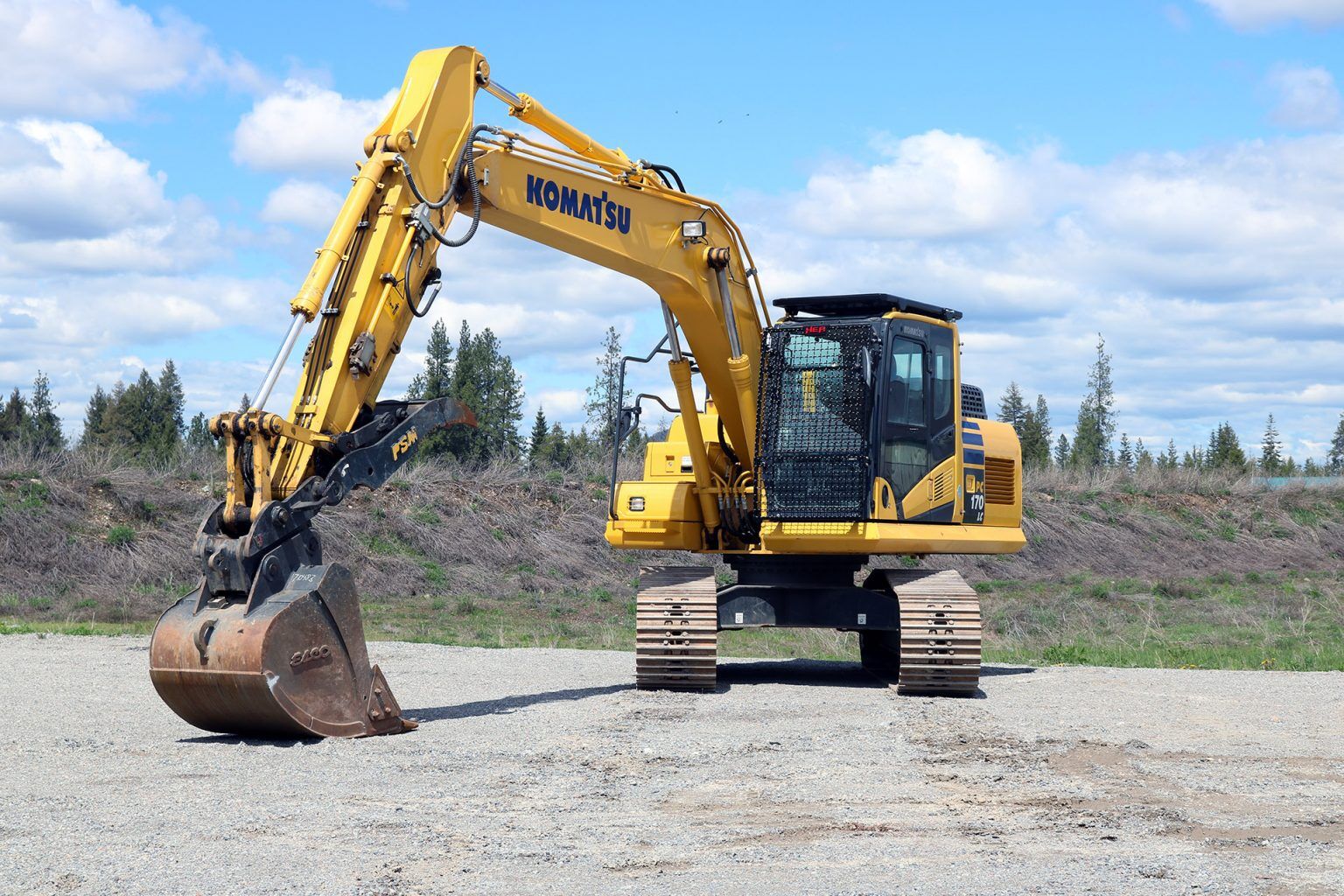 Komatsu 170LC Bolt on Screen and Top Cab Guard