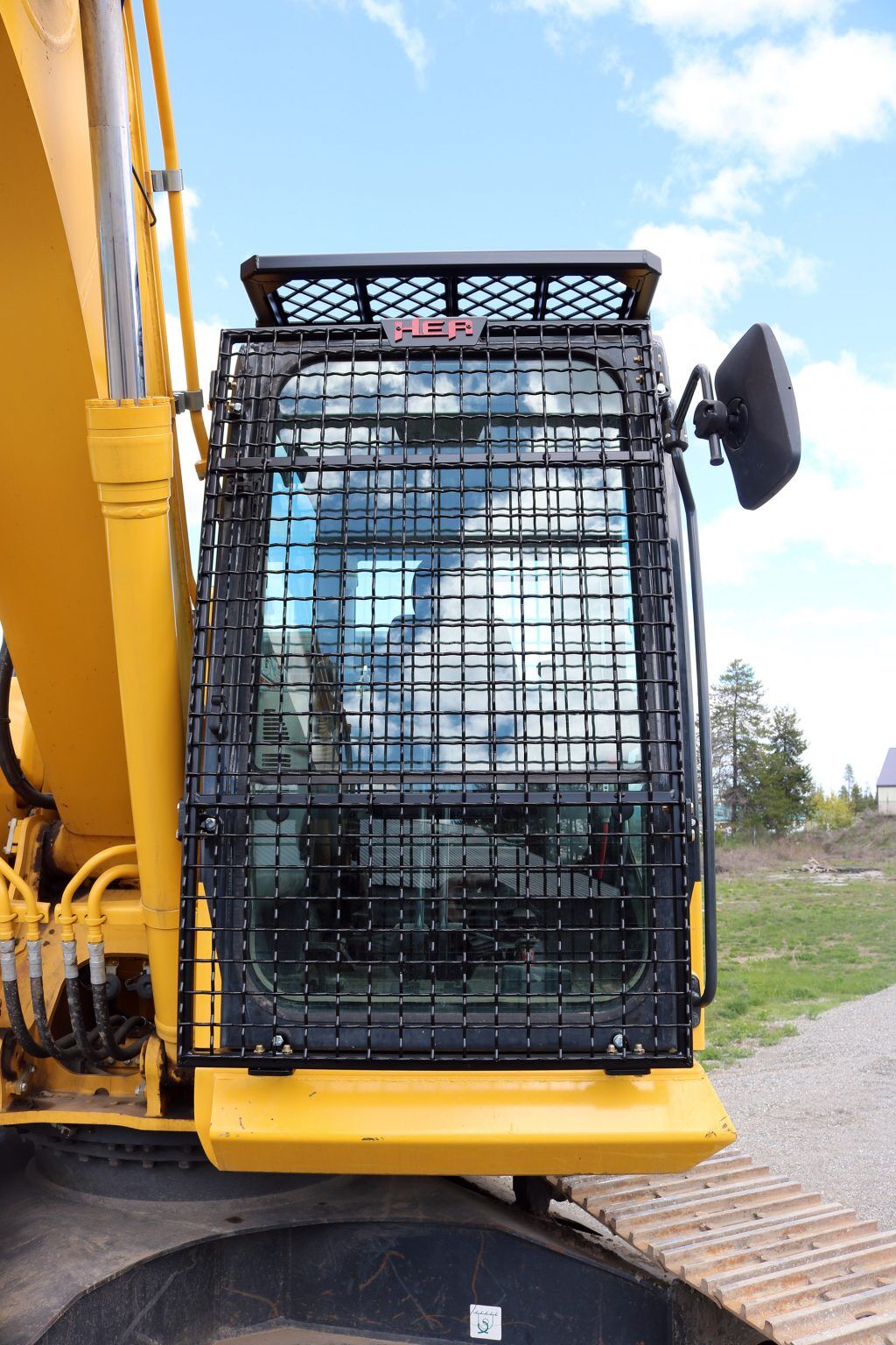 Komatsu 170LC Bolt on Screen and Top Cab Guard