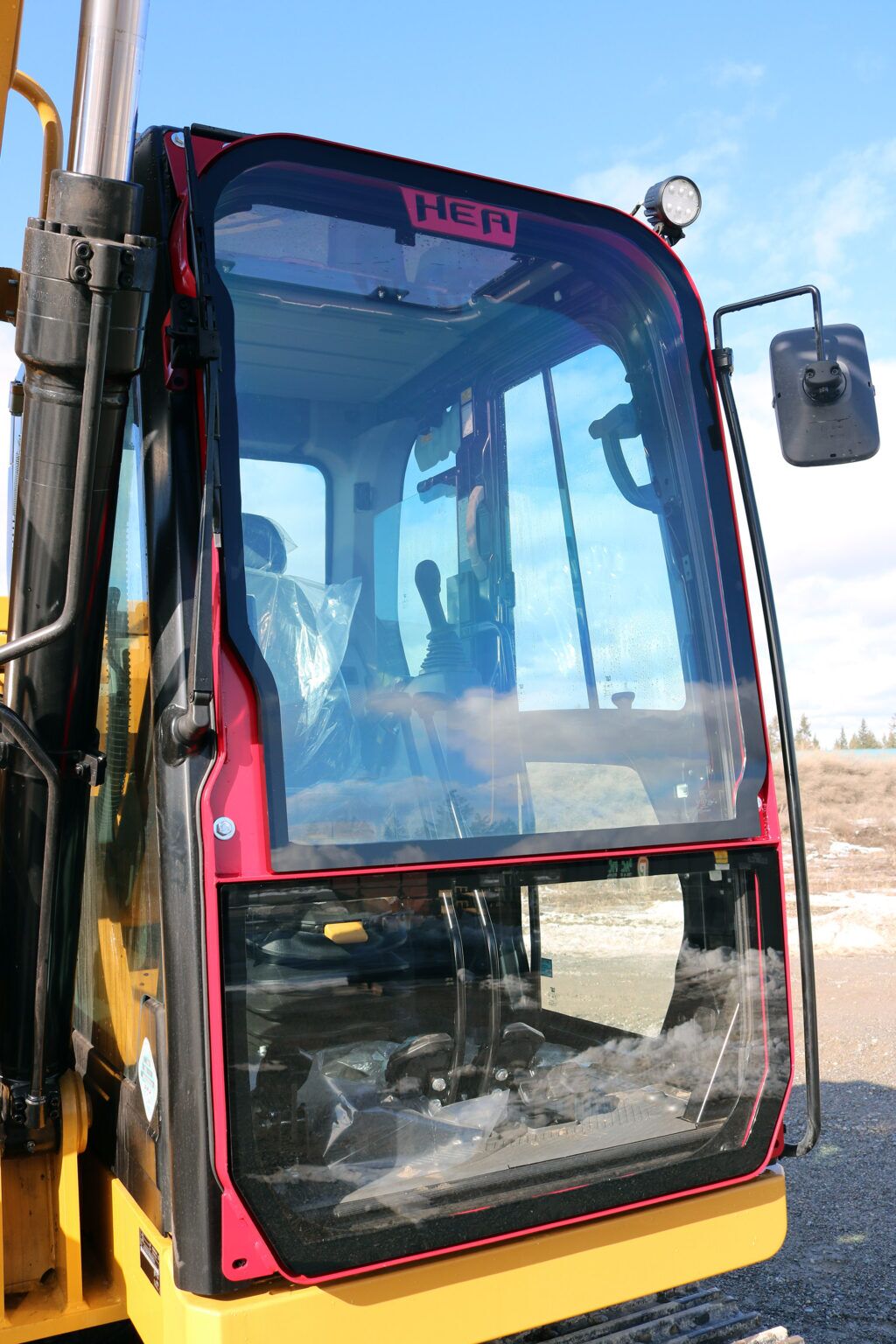 Caterpillar 315 ~ HEA Ballistic Window