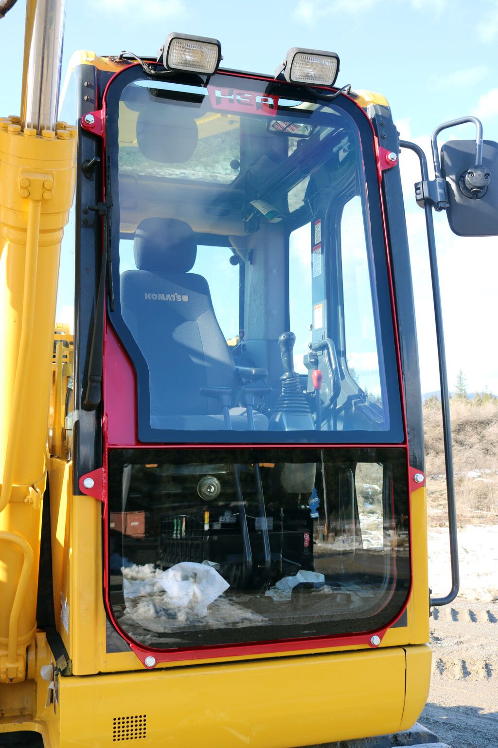 Komatsu PC138 ~ Ballistic Window