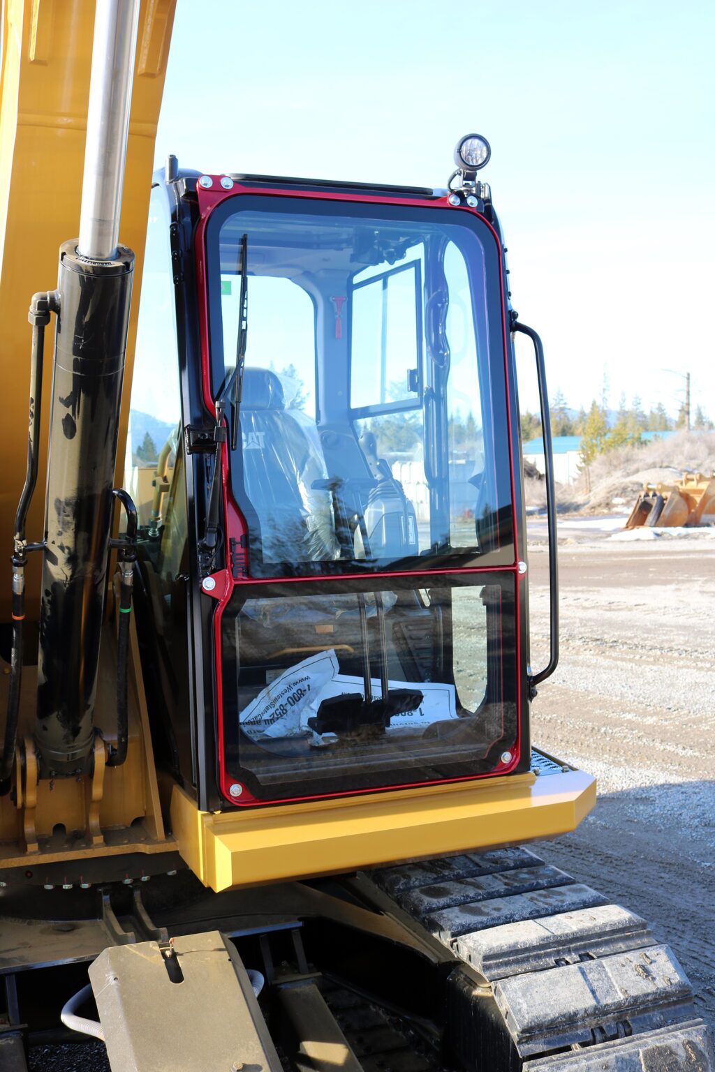 Caterpillar 307.5 Ballistic Window