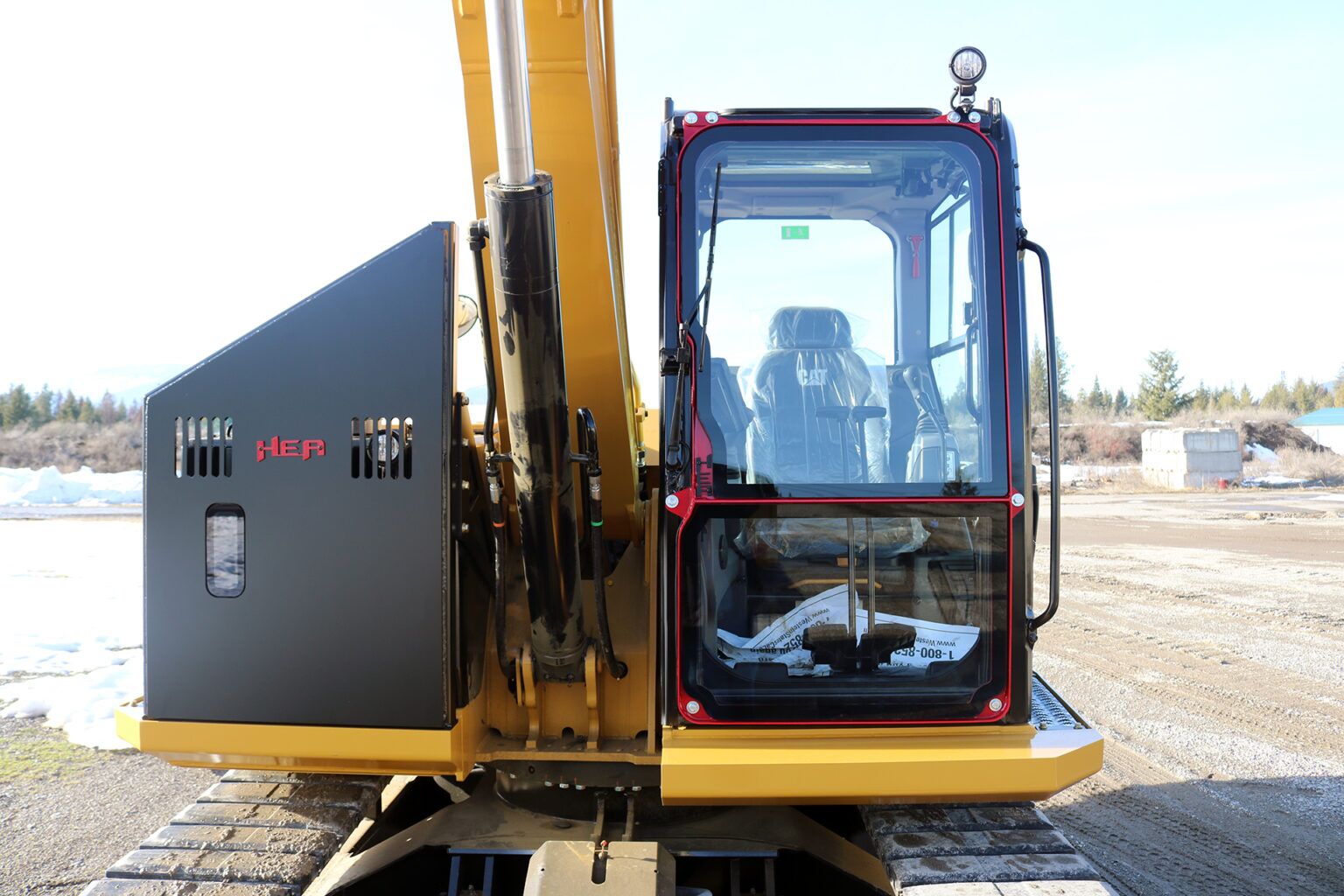 Caterpillar 307.5 Ballistic Window